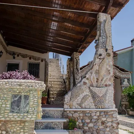 Enticing,pebble House By The Beach Casa de Férias Lechaio